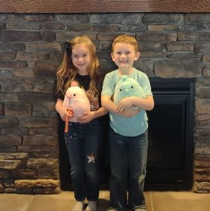 Meet your Posher, Cassandra